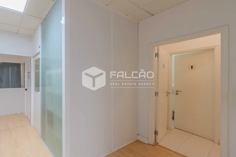 Loja para Venda em Algés, Linda-A-Velha e Cruz Quebrada-Dafundo Foto 23