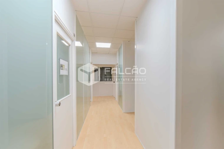 Loja para Venda em Algés, Linda-A-Velha e Cruz Quebrada-Dafundo Foto 20