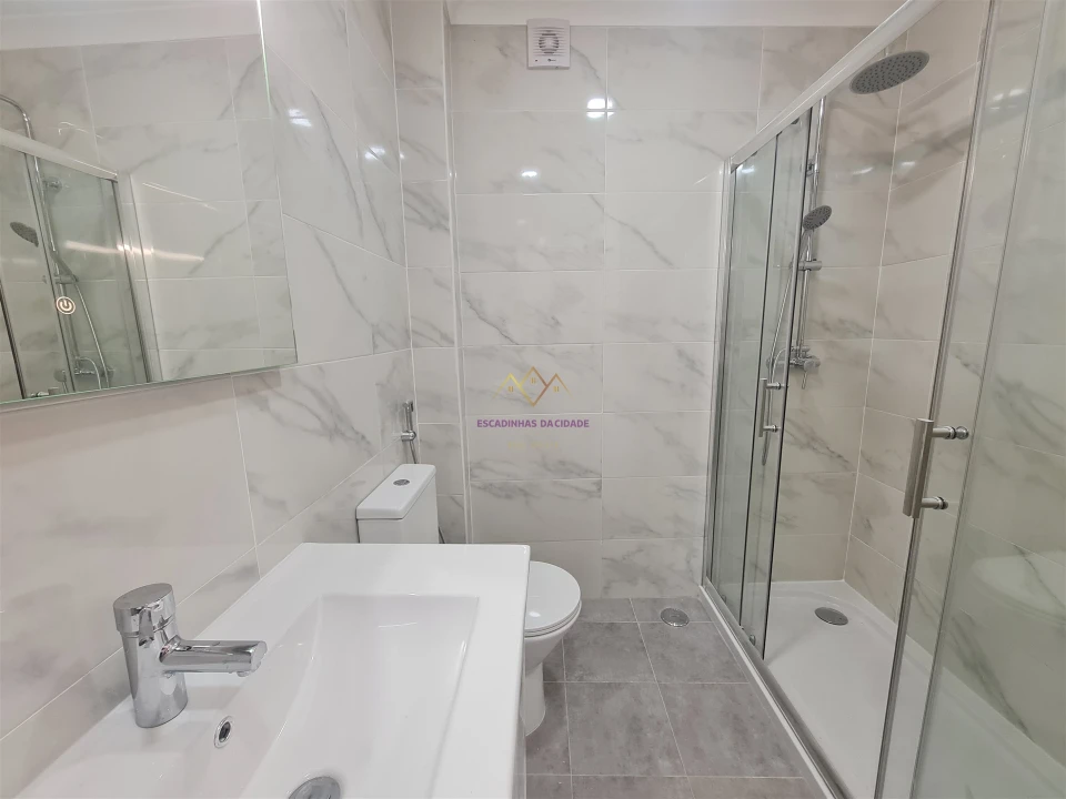 Apartamento T3 para Venda em Falagueira-Venda Nova Foto 7