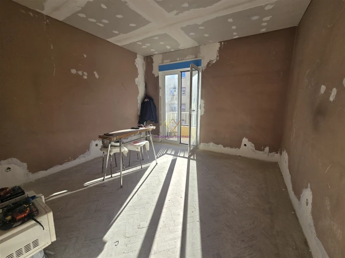 Apartamento T3 para Venda em Falagueira-Venda Nova Foto 9