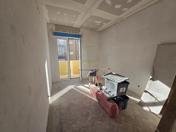 Apartamento T3 para Venda em Falagueira-Venda Nova Foto 8