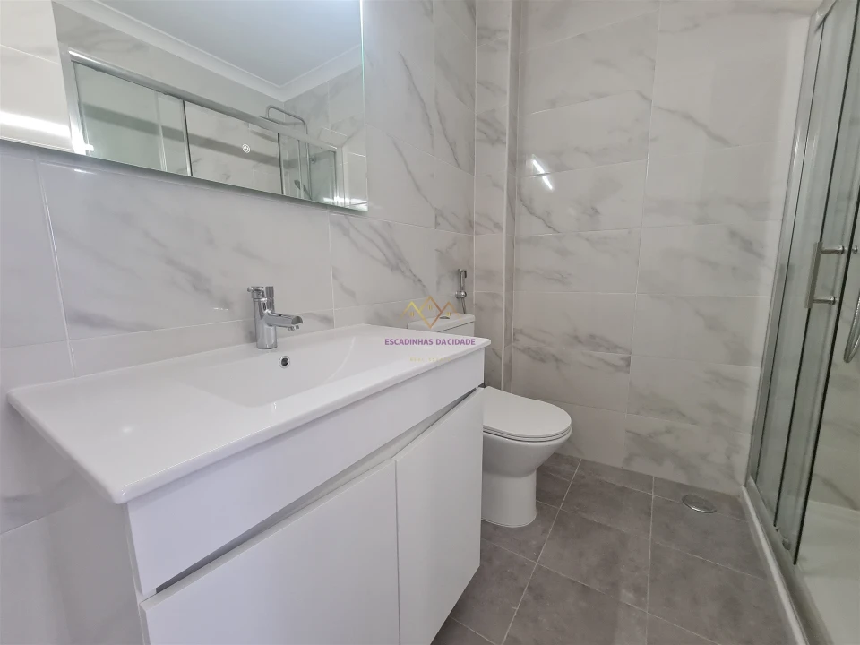 Apartamento T3 para Venda em Falagueira-Venda Nova Foto 6