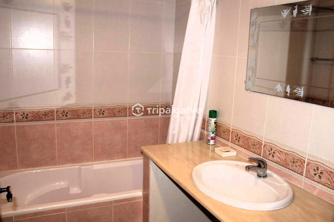 Moradia T4 para Venda em Albufeira e Olhos de Água Foto 32