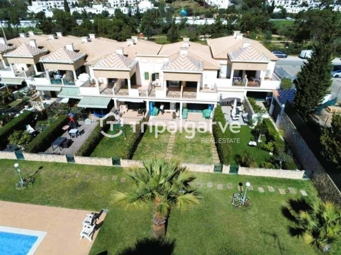 Moradia T4 para Venda em Albufeira e Olhos de Água Foto 41