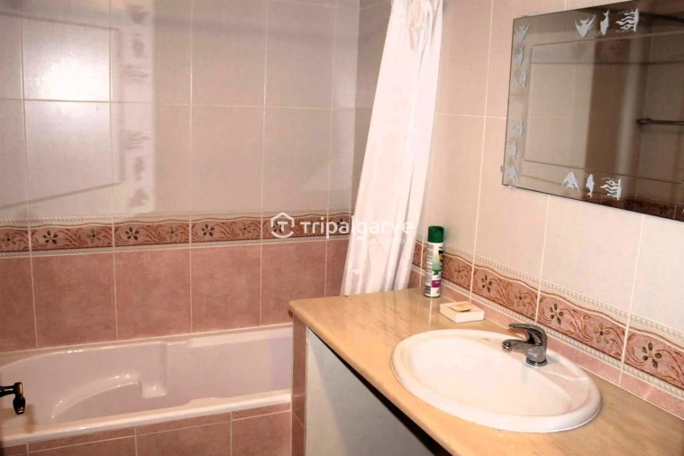 Moradia T4 para Venda em Albufeira e Olhos de Água Foto 32