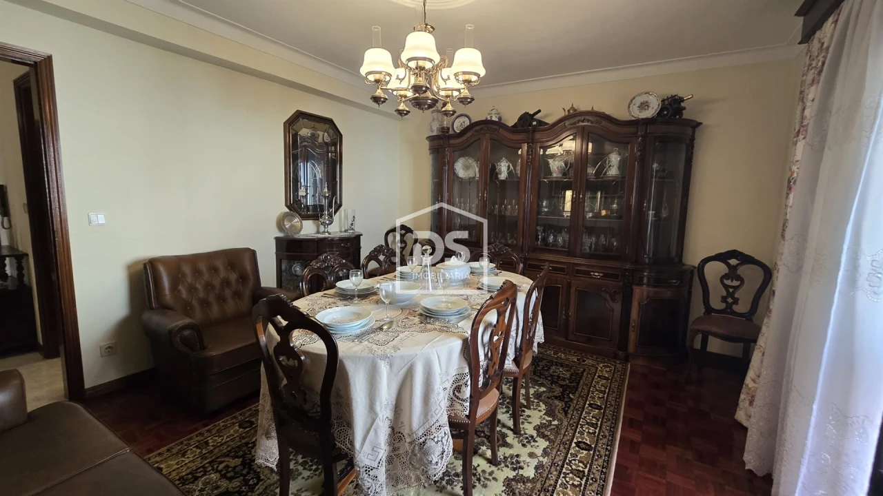 Moradia T6 para Venda em Guarda Foto 12