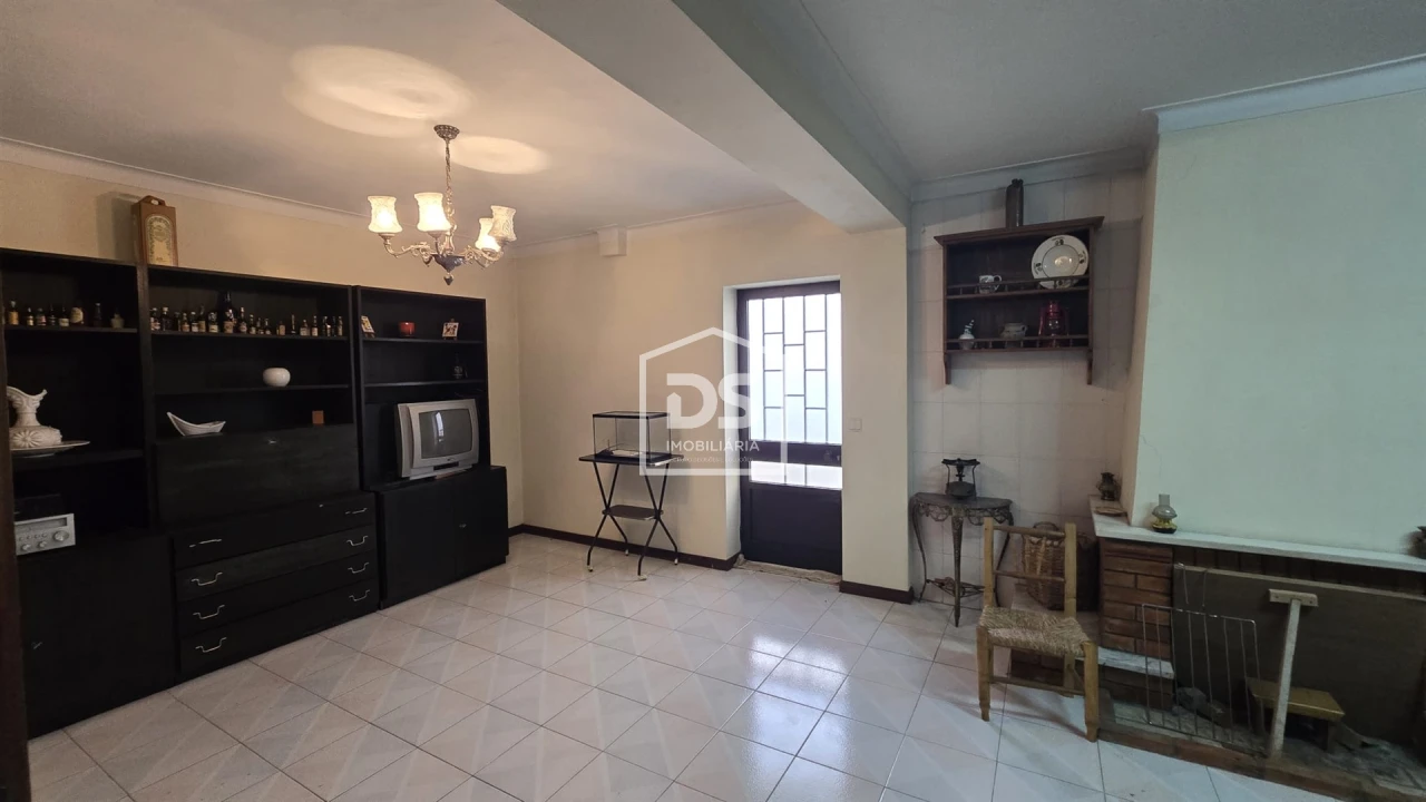 Moradia T6 para Venda em Guarda Foto 34