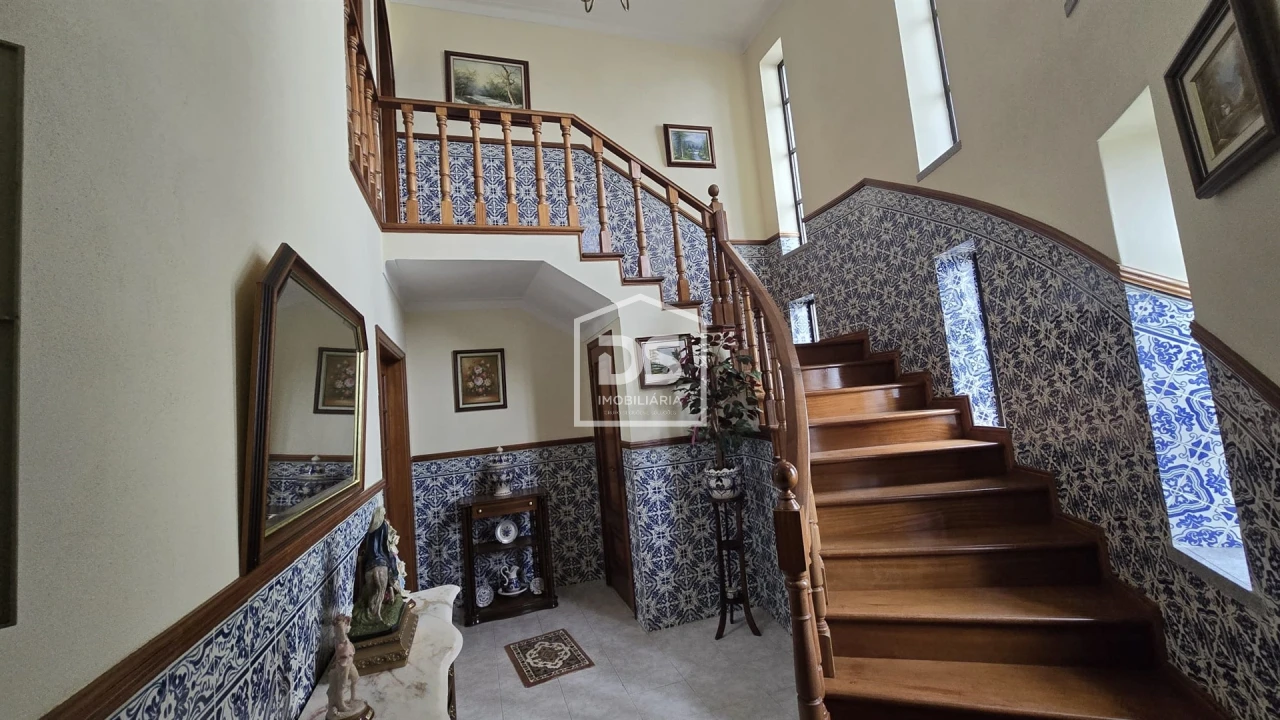 Moradia T6 para Venda em Guarda Foto 6