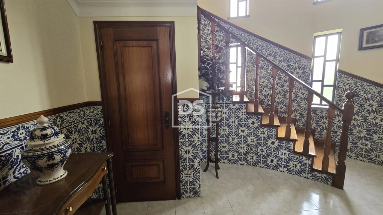 Moradia T6 para Venda em Guarda Foto 7