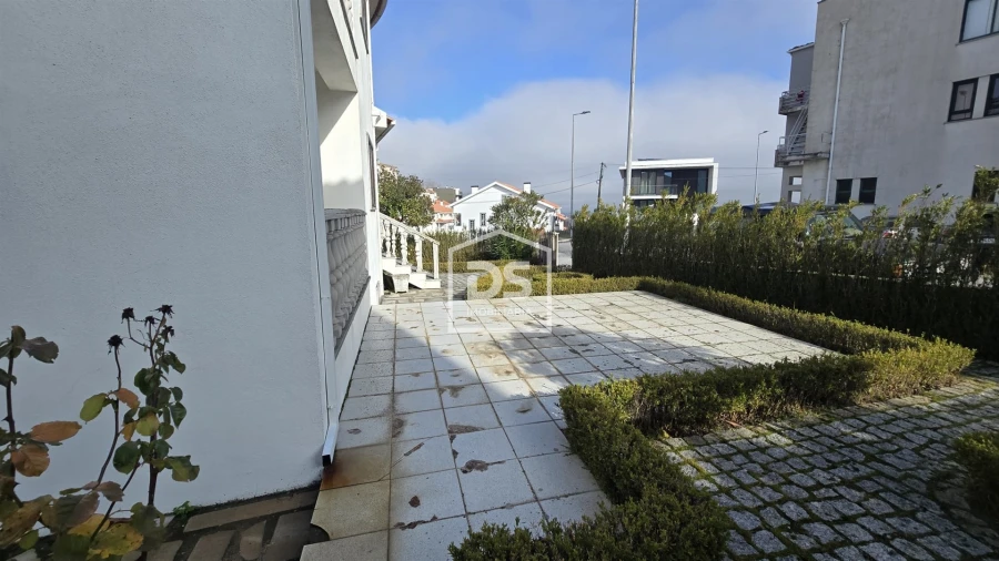 Moradia T6 para Venda em Guarda Foto 43