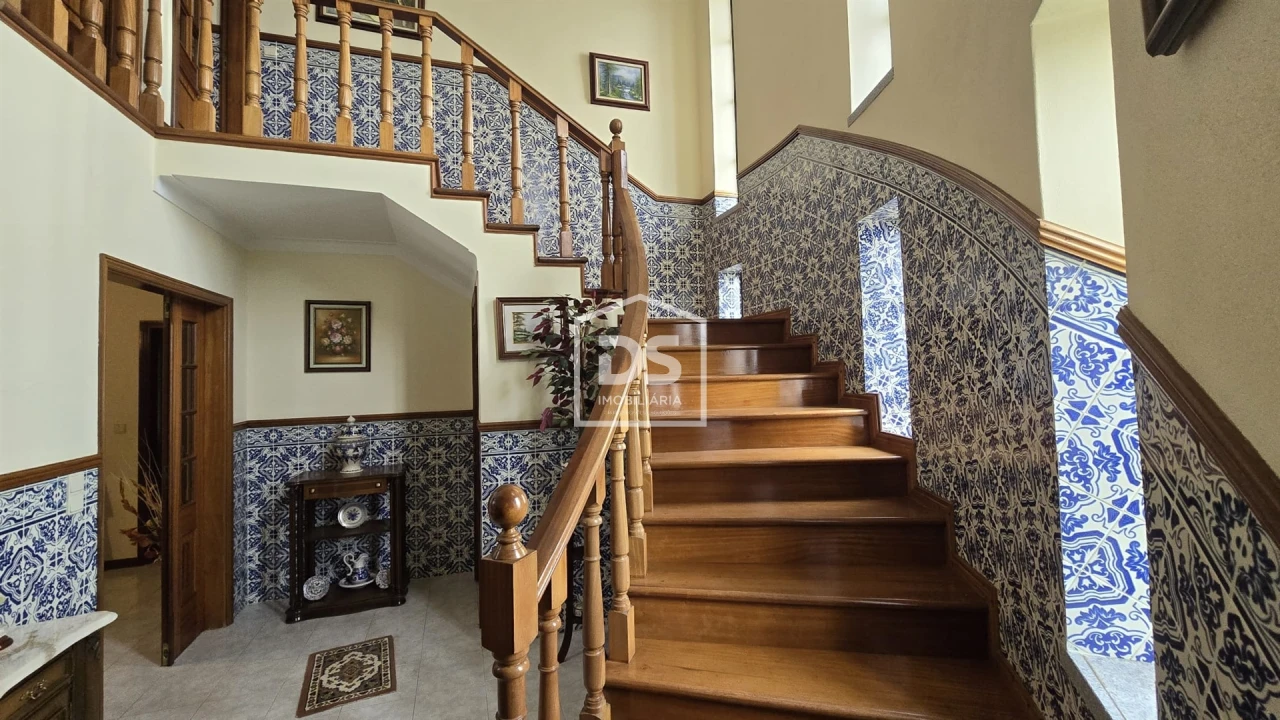 Moradia T6 para Venda em Guarda Foto 4