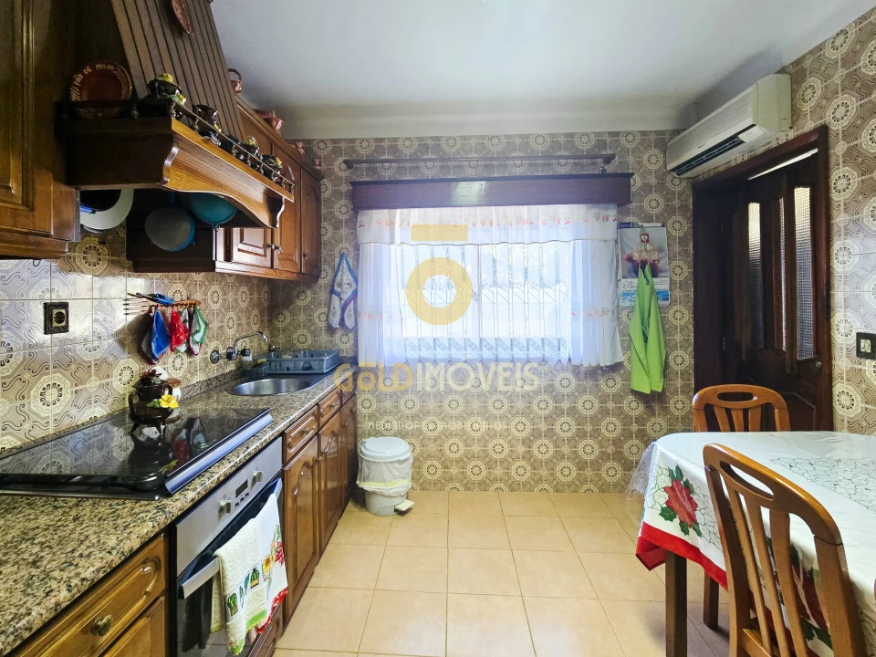 Moradia T3 para Venda em O. Azeméis, Riba-Ul, Ul, Macinhata Seixa, Madail Foto 5