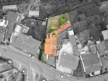 Moradia T3 para Venda em O. Azeméis, Riba-Ul, Ul, Macinhata Seixa, Madail