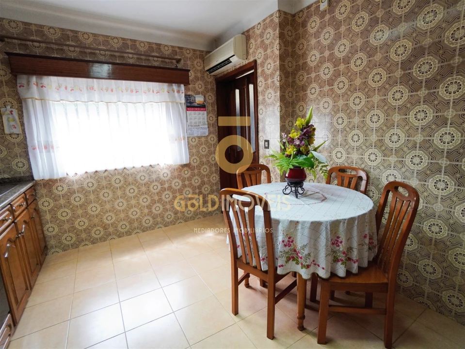 Moradia T3 para Venda em O. Azeméis, Riba-Ul, Ul, Macinhata Seixa, Madail Foto 10