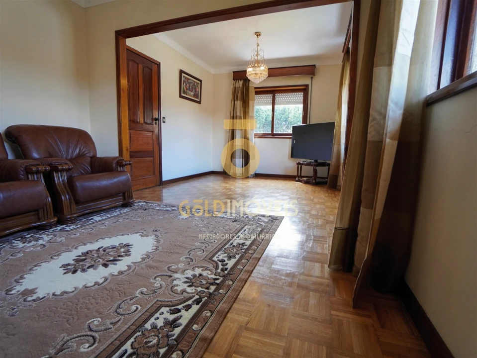 Moradia T3 para Venda em O. Azeméis, Riba-Ul, Ul, Macinhata Seixa, Madail Foto 4