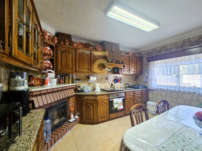 Moradia T3 para Venda em O. Azeméis, Riba-Ul, Ul, Macinhata Seixa, Madail Foto 4