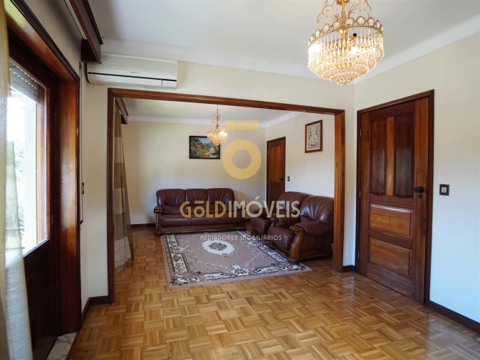 Moradia T3 para Venda em O. Azeméis, Riba-Ul, Ul, Macinhata Seixa, Madail Foto 7