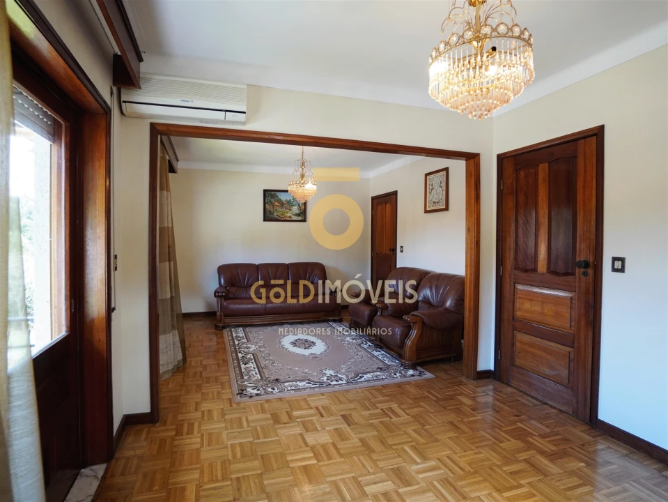 Moradia T3 para Venda em O. Azeméis, Riba-Ul, Ul, Macinhata Seixa, Madail Foto 7