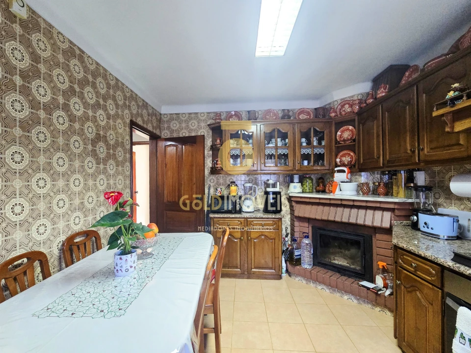 Moradia T3 para Venda em O. Azeméis, Riba-Ul, Ul, Macinhata Seixa, Madail Foto 3