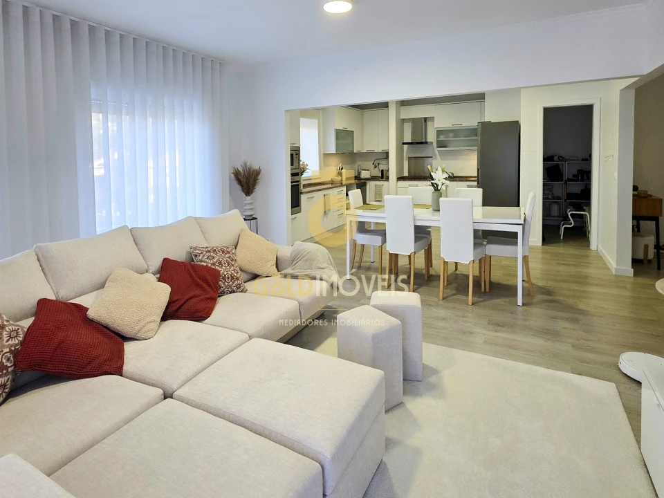 Apartamento T3 para Venda em Pinheiro da Bemposta, Travanca e Palmaz Foto 8