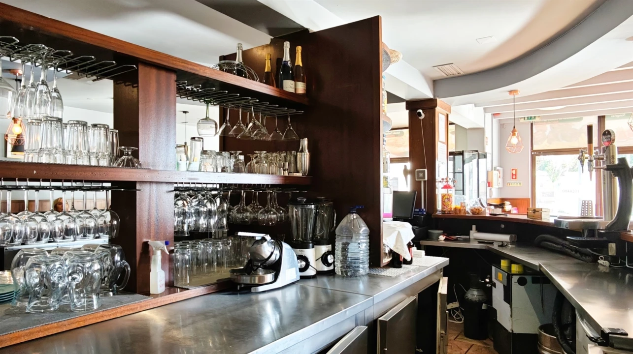 Negócio para Venda em Albufeira e Olhos de Água Foto 17