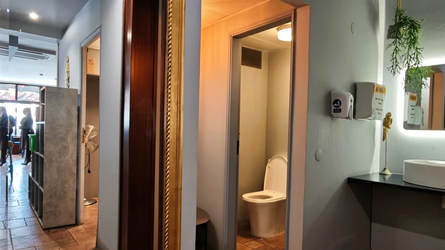 Negócio para Venda em Albufeira e Olhos de Água Foto 11