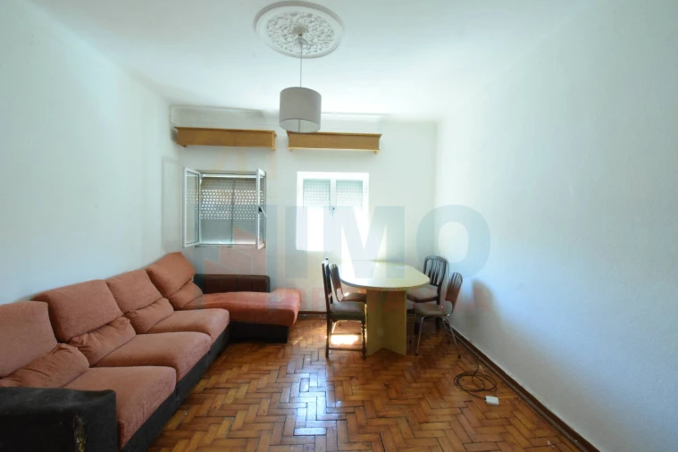 Apartamento T3 para Venda em Covilhã e Canhoso Foto 3