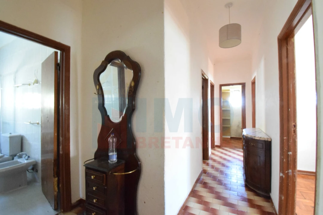 Apartamento T3 para Venda em Covilhã e Canhoso Foto 9