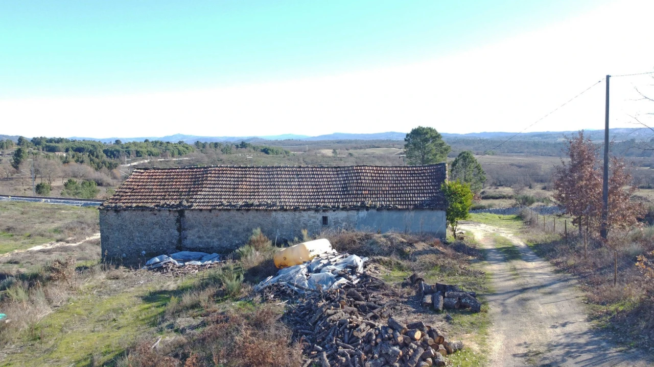 Quinta T0 para Venda em Teixoso e Sarzedo Foto 5