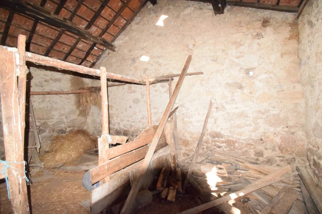 Quinta T0 para Venda em Teixoso e Sarzedo Foto 21