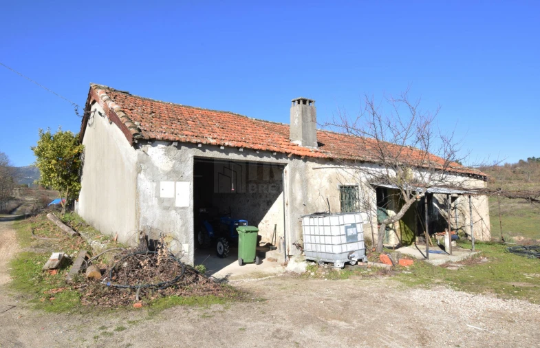 Quinta T0 para Venda em Teixoso e Sarzedo Foto 11