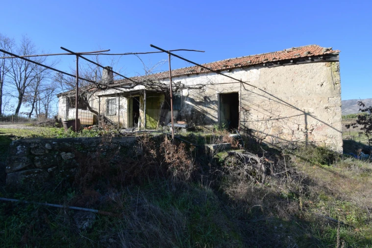 Quinta T0 para Venda em Teixoso e Sarzedo Foto 14