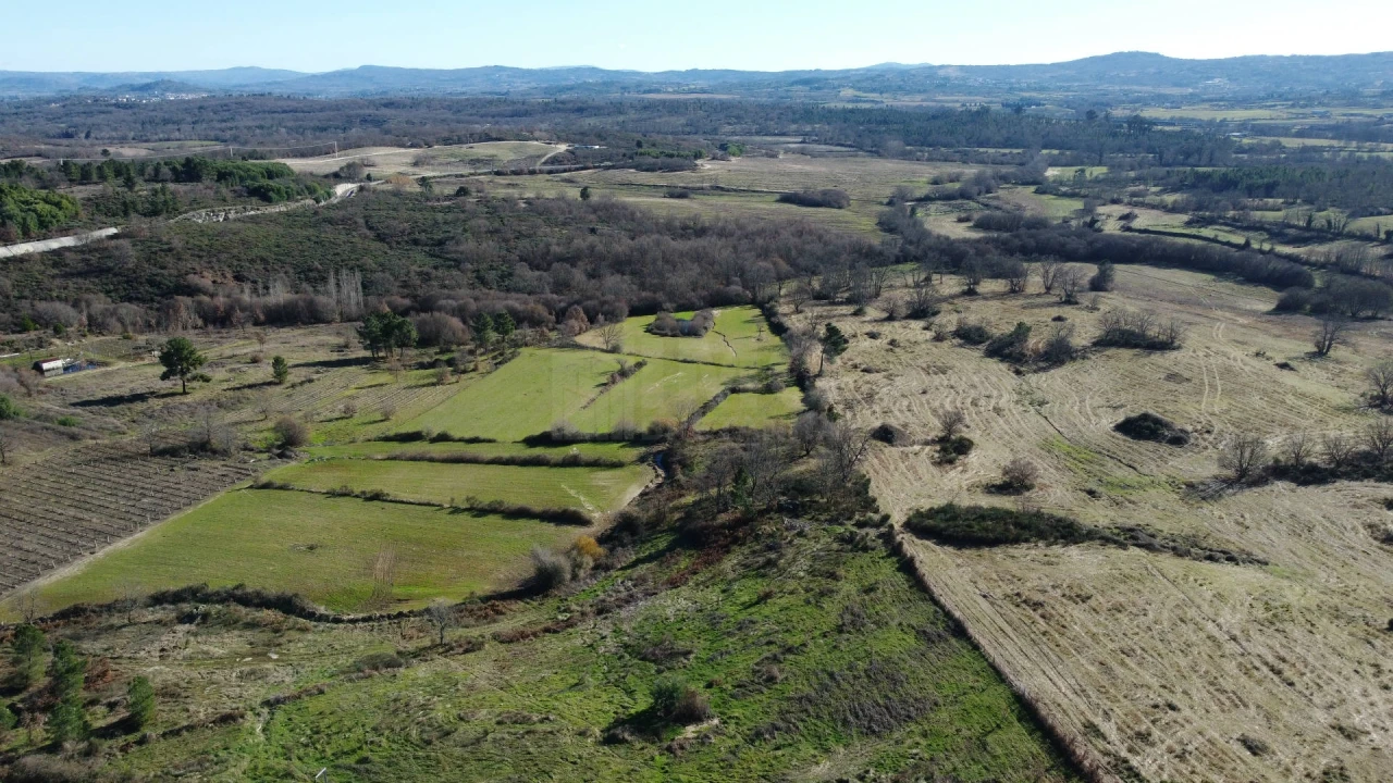Quinta T0 para Venda em Teixoso e Sarzedo Foto 8