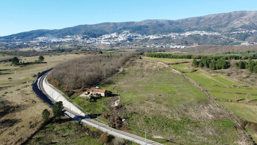 Quinta T0 para Venda em Teixoso e Sarzedo