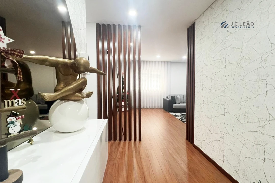 Apartamento T3 para Venda em Vilela Foto 4