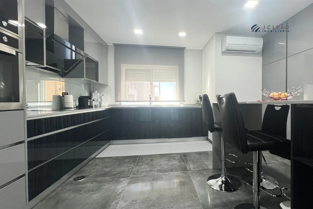 Apartamento T3 para Venda em Vilela Foto 9