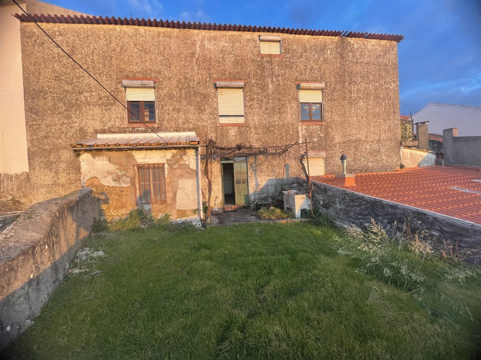 Moradia T6 para Venda em Gouveia (São Pedro e São Julião) Foto 22