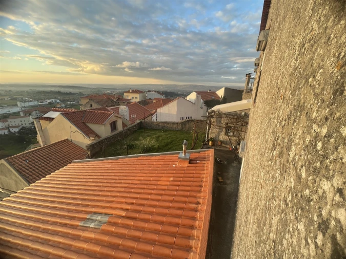 Moradia T6 para Venda em Gouveia (São Pedro e São Julião) Foto 17