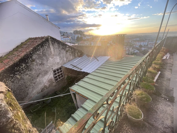Moradia T6 para Venda em Gouveia (São Pedro e São Julião) Foto 16