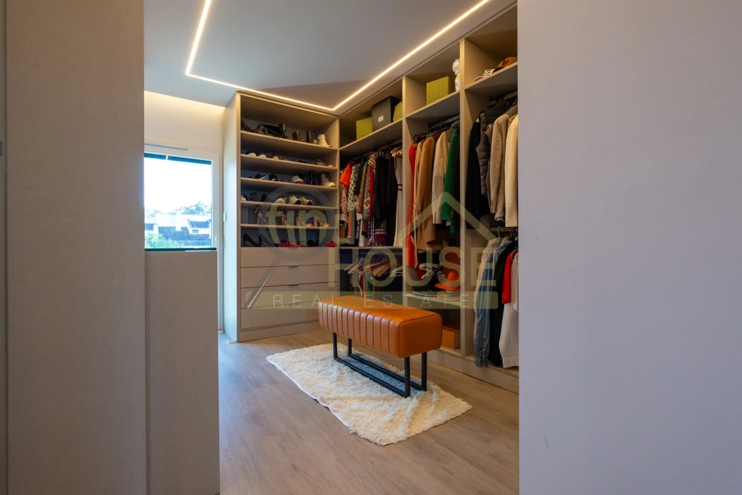 Moradia T3 para Venda em Charneca de Caparica e Sobreda Foto 30