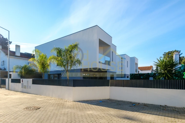 Moradia T3 para Venda em Charneca de Caparica e Sobreda Foto 44