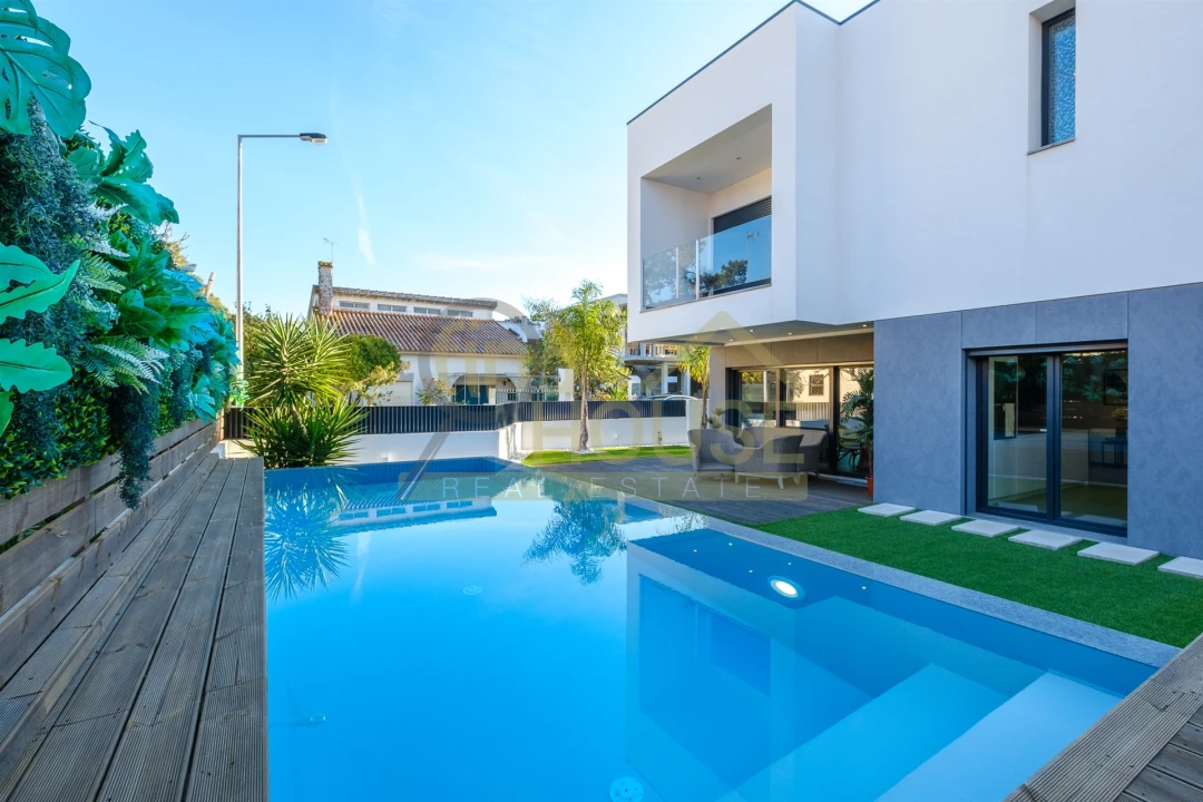 Moradia T3 para Venda em Charneca de Caparica e Sobreda Foto 37