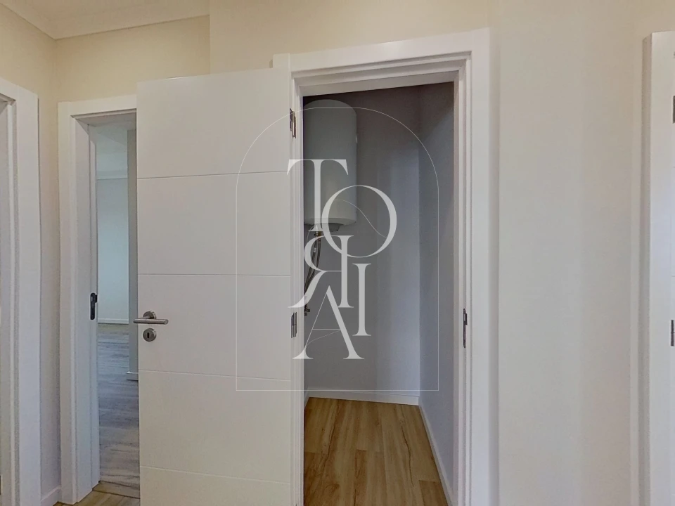 Apartamento T3 para Venda em Carnaxide e Queijas Foto 13