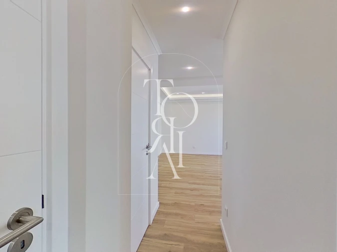 Apartamento T3 para Venda em Carnaxide e Queijas Foto 14