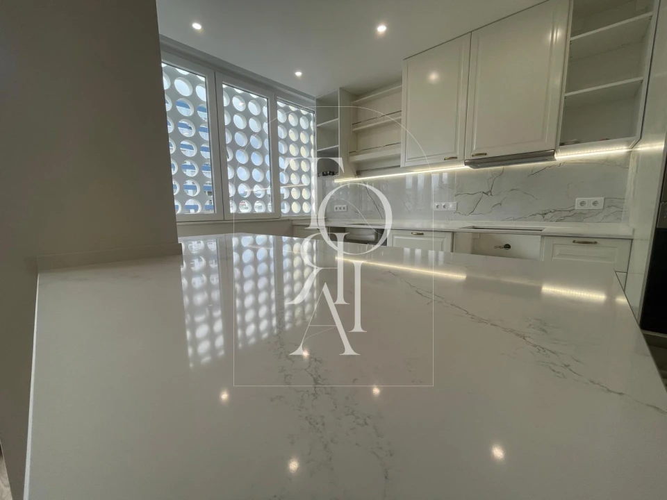 Apartamento T3 para Venda em Carnaxide e Queijas Foto 4