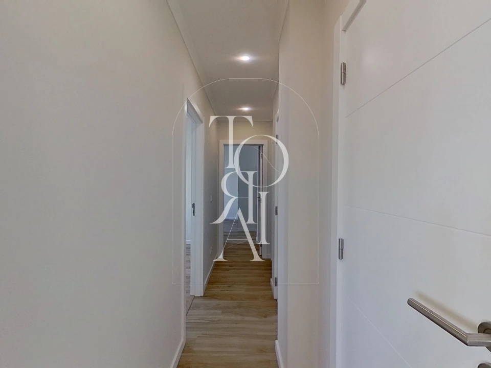 Apartamento T3 para Venda em Carnaxide e Queijas Foto 9