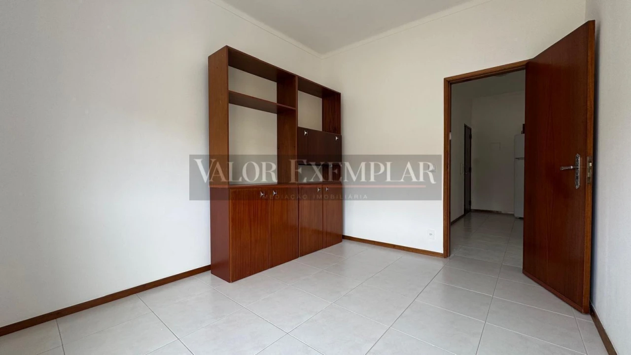 Apartamento T2 para Venda em Moita Foto 12