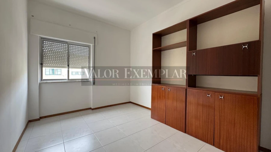 Apartamento T2 para Venda em Moita Foto 11