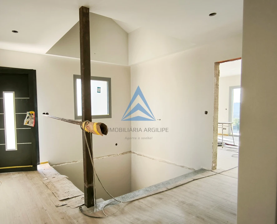 Moradia T3 para Venda em Pombal Foto 13