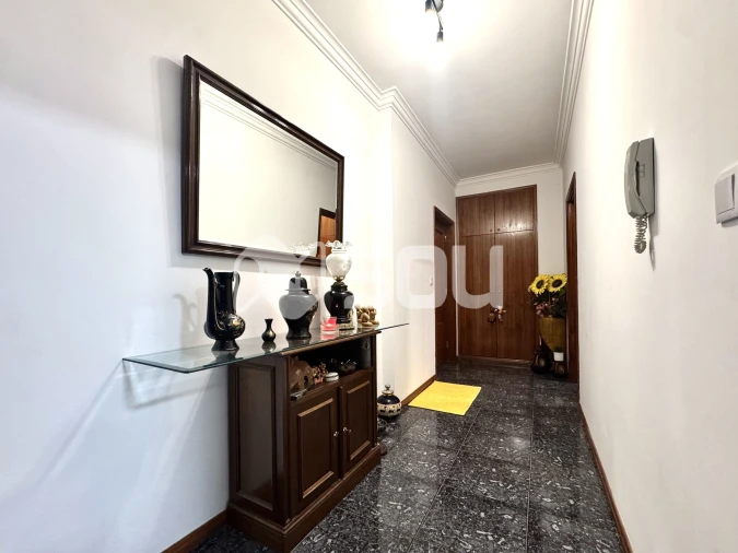 Apartamento T2 para Venda em Fânzeres e São Pedro da Cova Foto 9